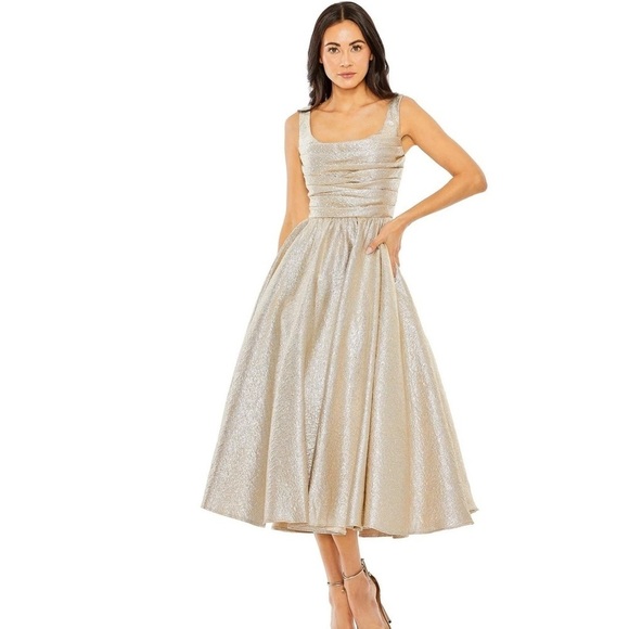 Mac Duggal Dresses & Skirts - Mac Duggal Tea-Length Wedding-Guest Dress: size 8